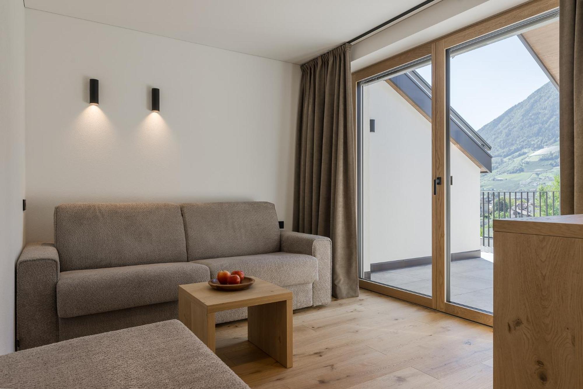 Apartsuites Rosengarten Algund Exterior foto